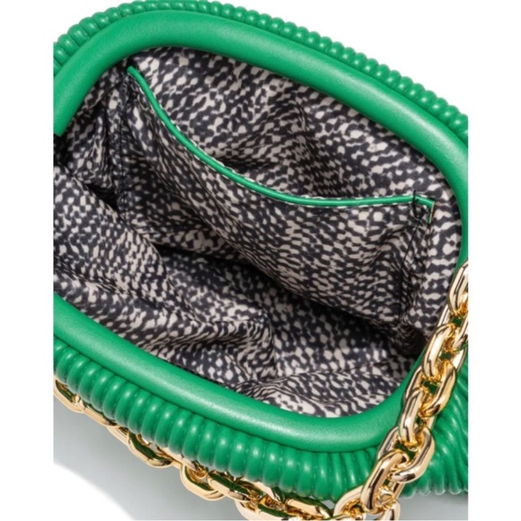 VICI BARCELONA CROSSBODY CHAIN POUCH BAG - Picture 3 of 5